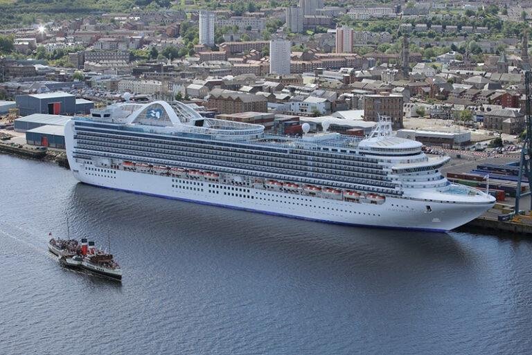 cruise-ship-docked-in-greenock