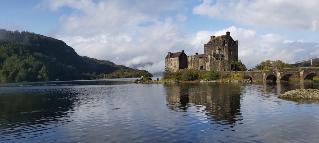 Eilan donan castle from the carpark