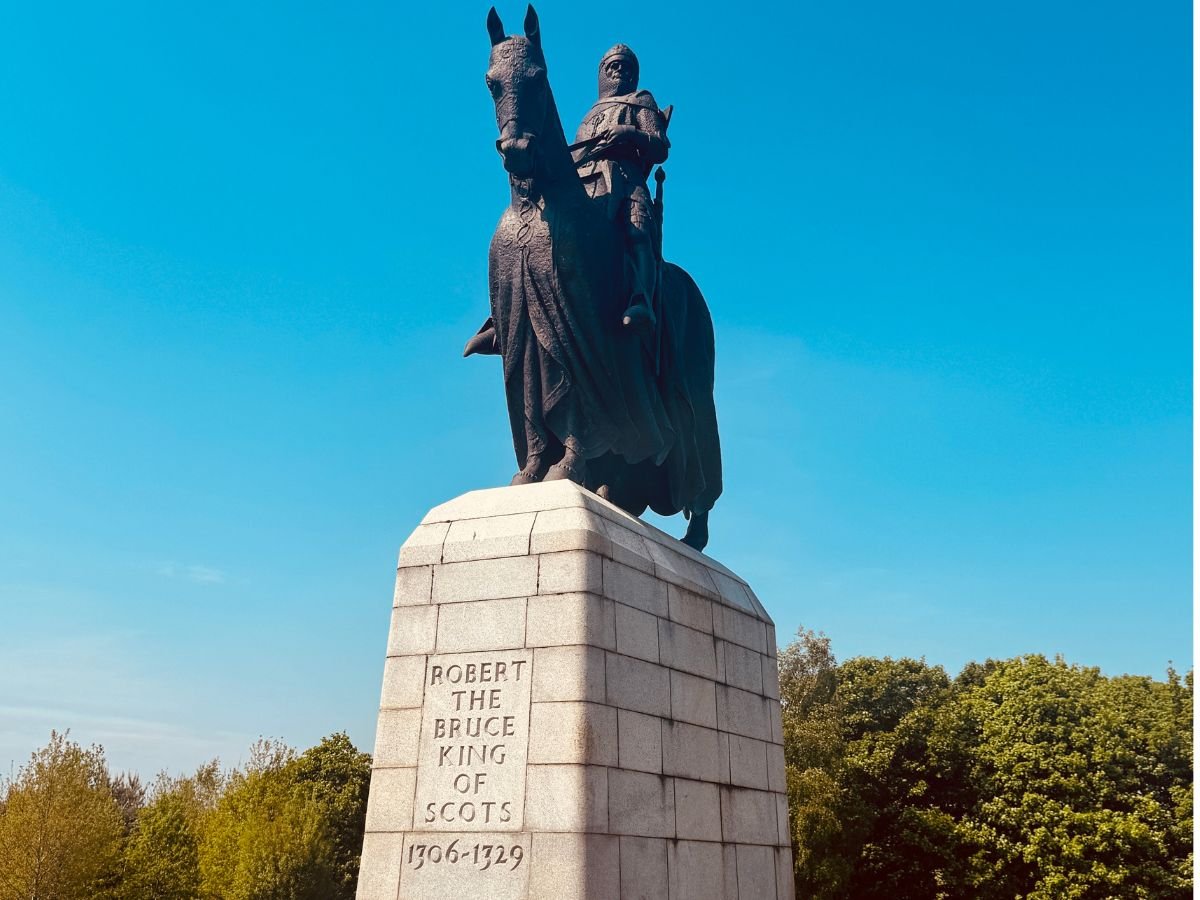 The Robert The Bruce Statue at Bannockburn on our Stirling Castle, Wallace Monument & Battle Of Bannockburn day tour from Glasgow with Tour Guide Scotland The Robert The Bruce Statue at Bannockburn on our Stirling Castle, Wallace Monument & Battle Of Bannockburn day tour from Glasgow with Tour Guide Scotland